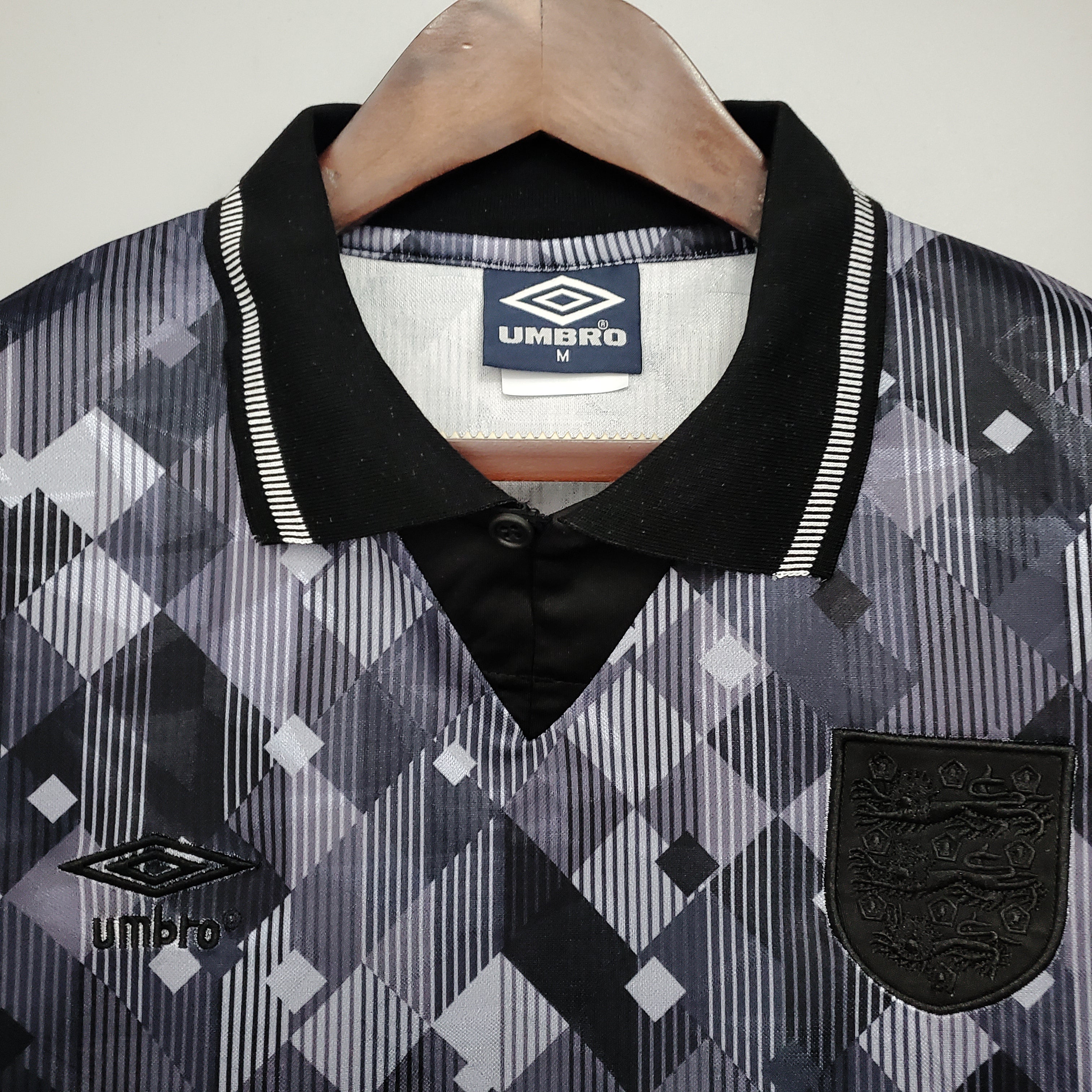 Retro England 1990 Black Away