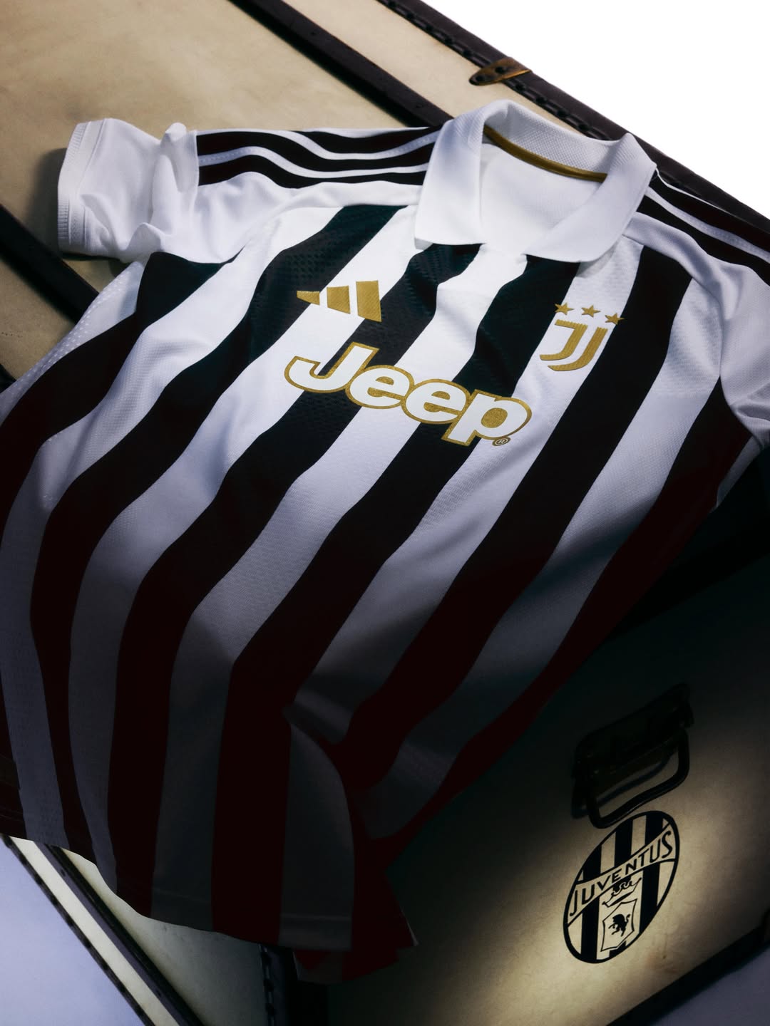 Juventus 26/27 Home Jersey