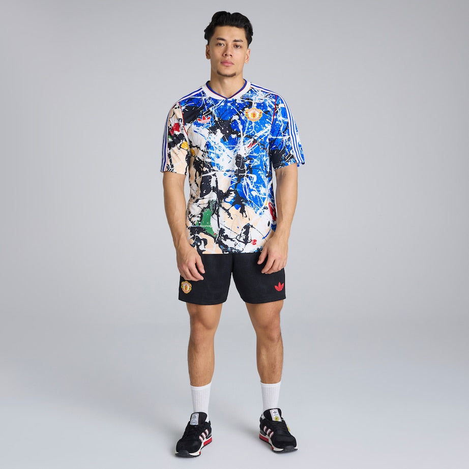 Manchester United 25/26 Stone Roses Kit