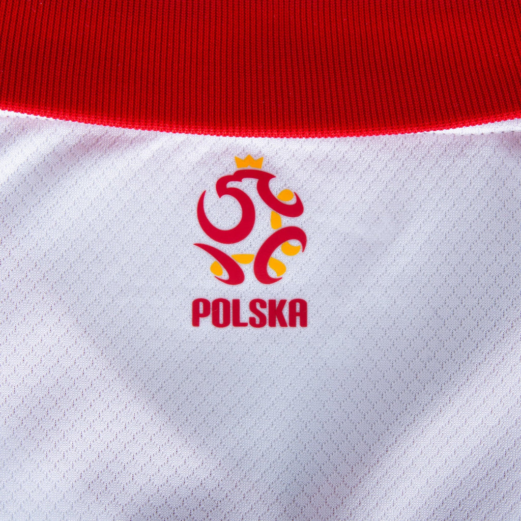 24/25 Poland Home Kit