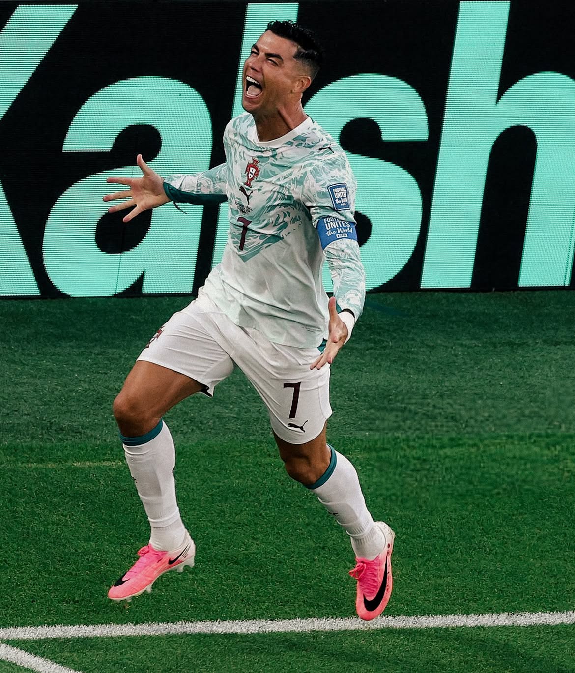 C.Ronaldo World Cup Legacy Away Jersey